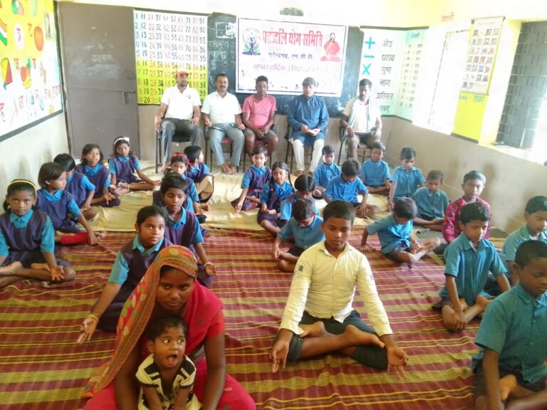 योग एवं प्राणायाम से बच्चे होंगे संस्कारवान:उपाध्याय।