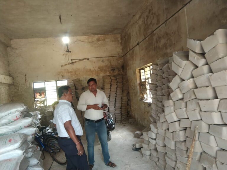 परमाणु ऊर्जा संयंत्र संयंत्र का निरीक्षण।