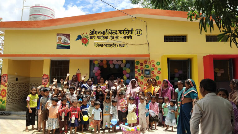 जिला धमतरी योजना के क्रियान्वयन से आत्मनिर्भरता की राह पर।