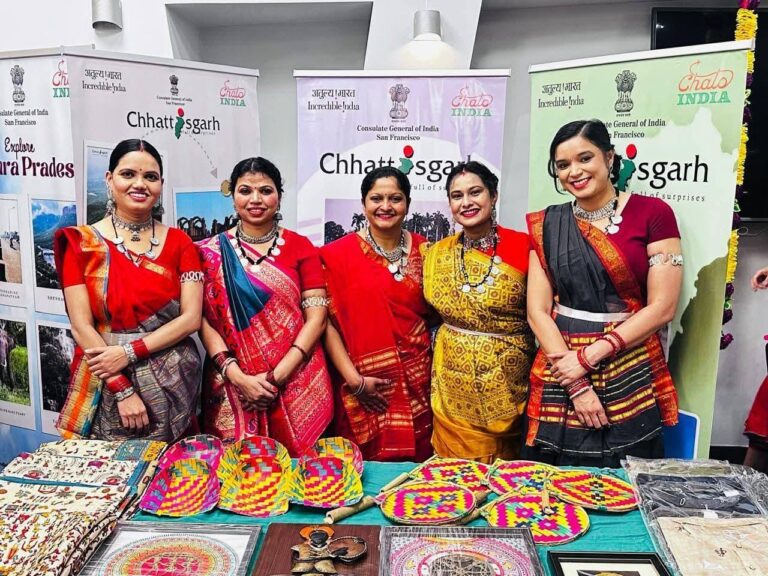 छत्तीसगढ़ की संस्कृति ने विदेश में बिखेरा रंग।