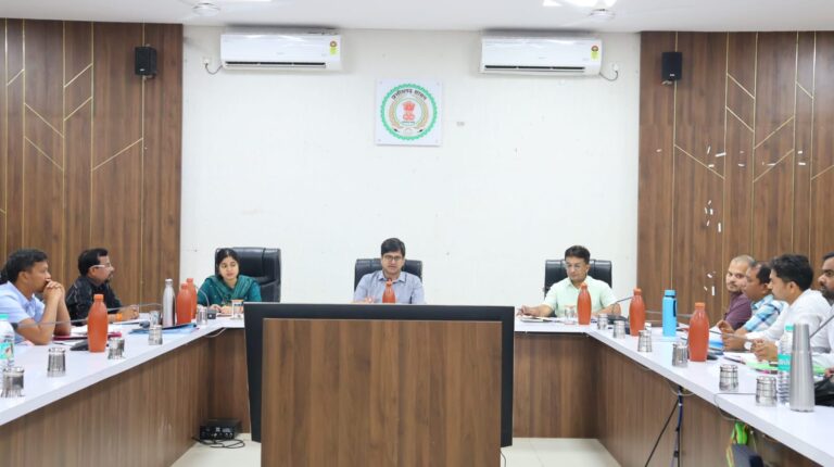नियद नेल्लानार के 222 गांवों में विकास को रफ्तारः बरसात से पहले निर्माण पूर्ण करने के निर्देश