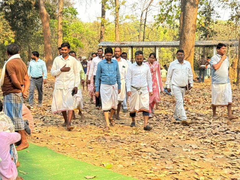 कलेक्टर ने पेन कर्रासाड स्थल का निरीक्षण किया